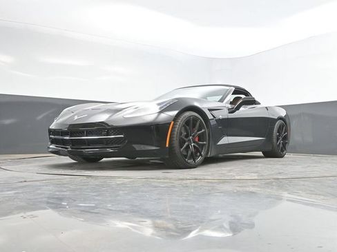 Used 2019 Chevrolet Corvette Stingray Convertible w/ 2LT Preferred Equipment Group RWD image 42