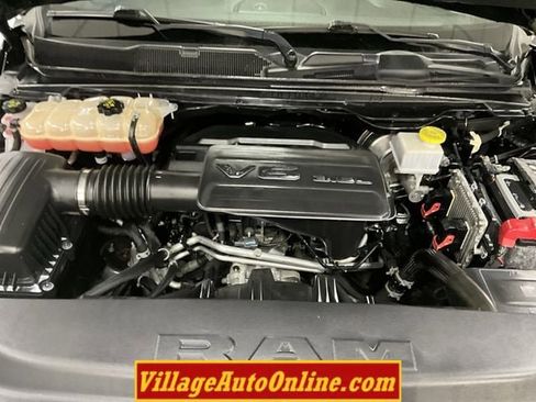 Used 2019 RAM 1500 Big Horn AWD/4WD image 37