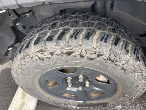 Used 2022 Jeep Wrangler Unlimited Sport image 10