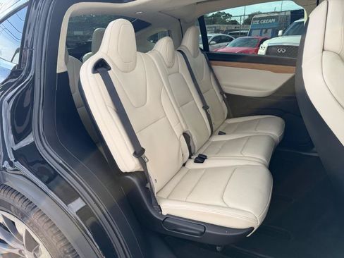 Used 2018 Tesla Model X 100D AWD/4WD image 15