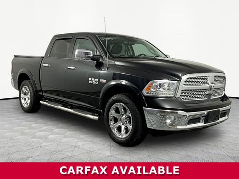 Used 2018 RAM 1500 Laramie w/ Convenience Group AWD/4WD image 3