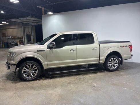 Used 2017 Ford F150 Lariat w/ Equipment Group 502A Luxury image 5