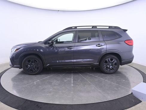Used 2024 Subaru Ascent Onyx Edition AWD/4WD image 2