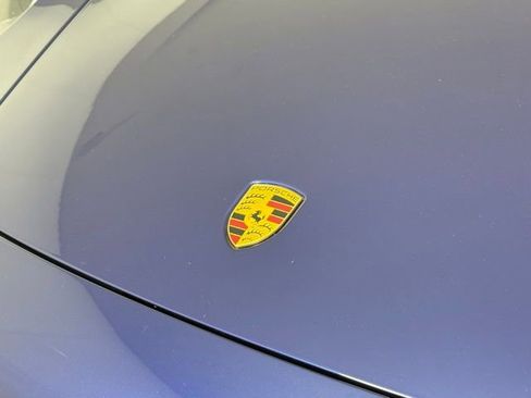 Used 2022 Porsche 911 Carrera 4S AWD/4WD image 8