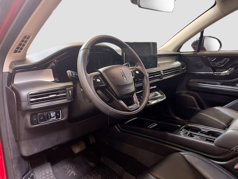 Used 2024 Lincoln Corsair AWD w/ Equipment Group 101A image 9