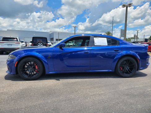 Used 2022 Dodge Charger SRT Hellcat w/ Harman/Kardon Audio Group RWD image 7