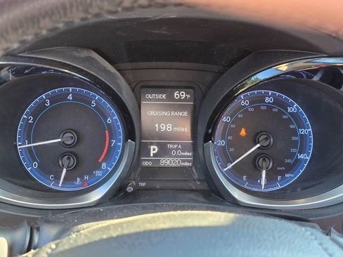 Used 2016 Toyota Corolla S FWD image 23