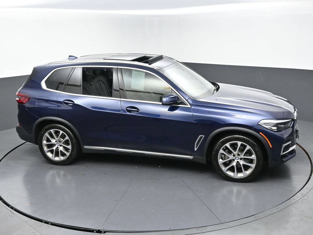 Used 2022 BMW X5 xDrive40i AWD/4WD image 41