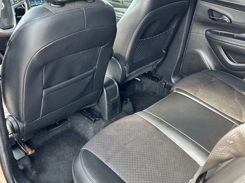 Used 2018 Buick Encore Preferred image 10