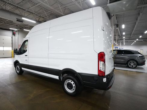 Used 2024 Ford Transit 250 148 High Roof image 31