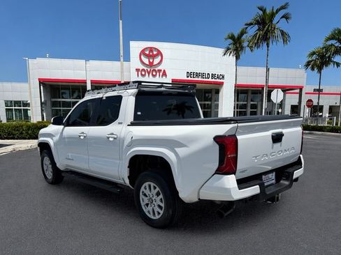Used 2025 Toyota Tacoma SR5 RWD image 5