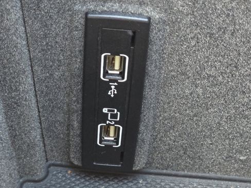 Used 2017 Mercedes-Benz GLE 400 4MATIC image 19