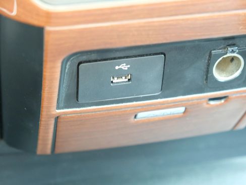 Used 2016 Ford F150 XLT w/ Equipment Group 301A Mid image 33