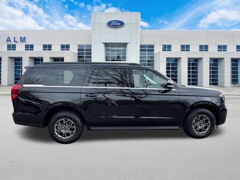 New 2026 Ford Expedition Max Active image 4