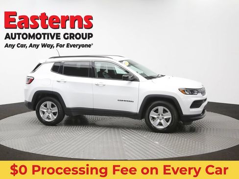 Used 2022 Jeep Compass Latitude w/ Convenience Group FWD image 46