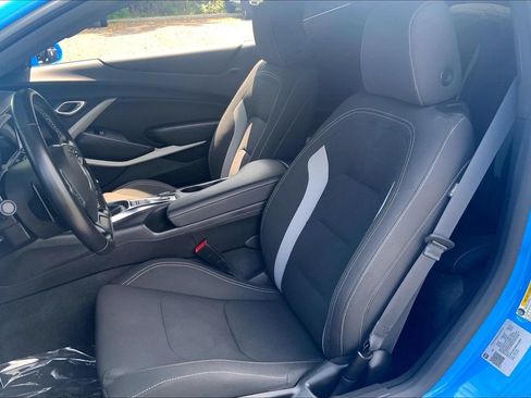 Used 2022 Chevrolet Camaro LT w/ RS Package RWD image 7