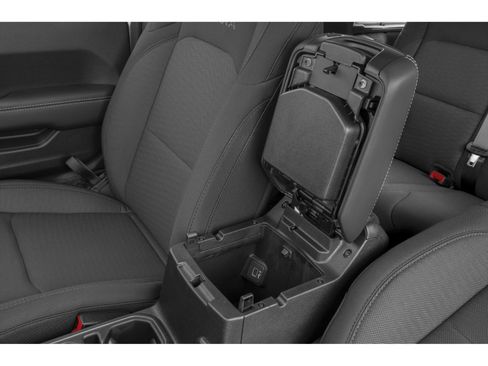 Used 2018 Jeep Wrangler Unlimited Sahara AWD/4WD image 9
