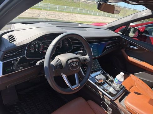 Used 2025 Audi Q7 3.0T Prestige image 21