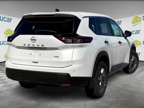 New 2025 Nissan Rogue S image 6