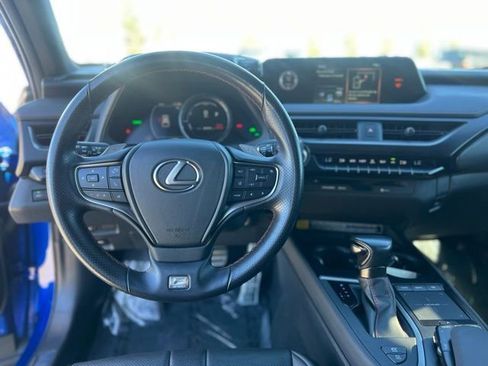 Used 2022 Lexus UX 250h F Sport image 13