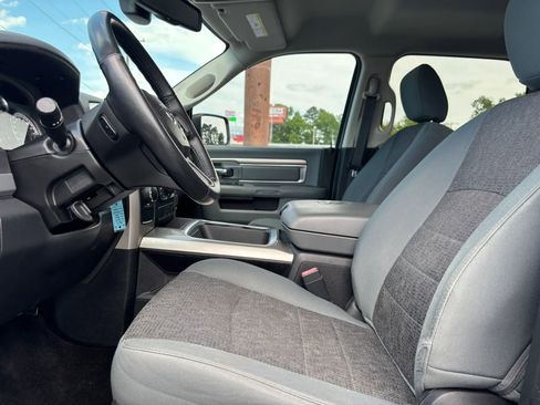 Used 2016 RAM 1500 Lone Star RWD image 16