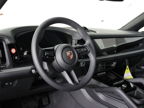 New 2026 Porsche Cayenne Coupe AWD/4WD image 4