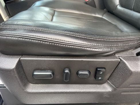 Used 2013 Ford F150 Platinum image 21
