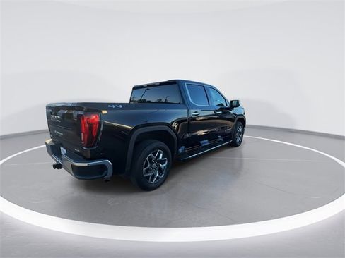 Used 2023 GMC Sierra 1500 SLT w/ SLT Premium Package image 8