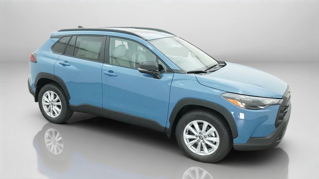 New 2026 Toyota Corolla Cross LE w/ Moonroof Package FWD image 6
