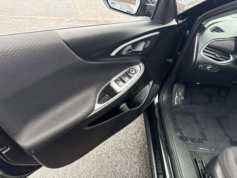 Used 2023 Chevrolet Malibu LT image 19