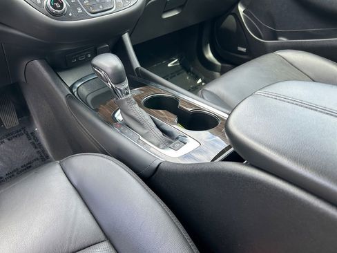 Used 2024 Chevrolet Malibu LT FWD image 19