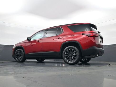 Used 2023 Chevrolet Traverse RS w/ LPO, Floor Liner Package image 28