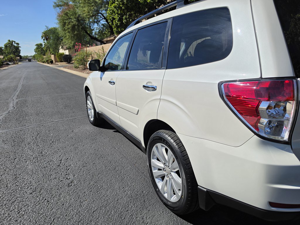 Used 2012 Subaru Forester 2.5X Premium w/ Popular Pkg 2 AWD/4WD image 6