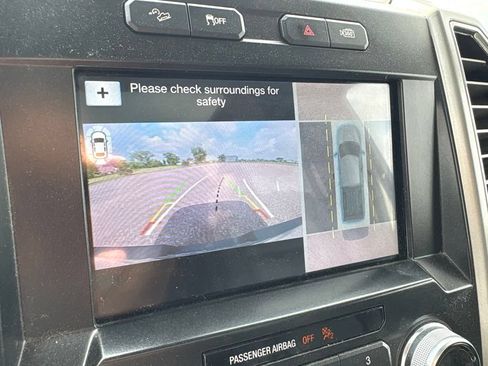 Used 2016 Ford F150 Lariat w/ Equipment Group 502A Luxury AWD/4WD image 25