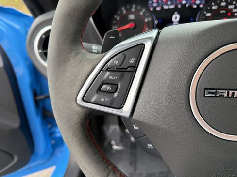 Used 2022 Chevrolet Camaro ZL1 image 19