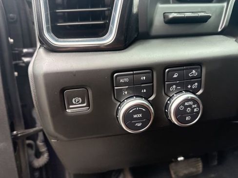 Used 2024 GMC Sierra 1500 Denali Ultimate image 21
