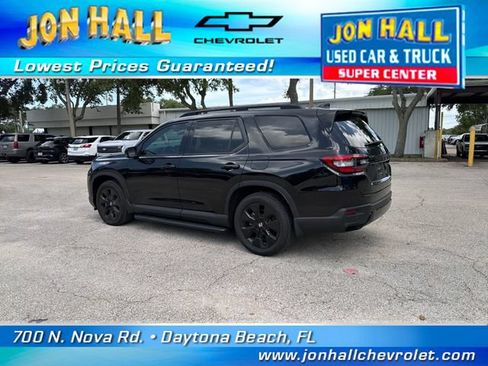 Used 2026 Honda Pilot Black Edition image 6