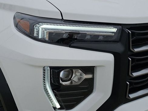 New 2025 GMC Canyon AT4 w/ Nightfall Edition image 44