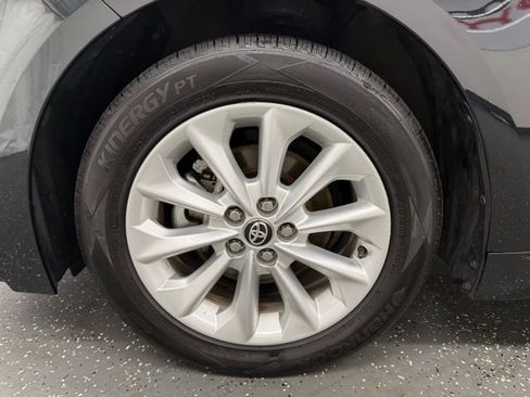 Certified 2020 Toyota Corolla XLE FWD image 19
