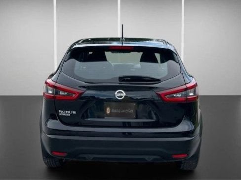 Used 2021 Nissan Rogue Sport S FWD image 9