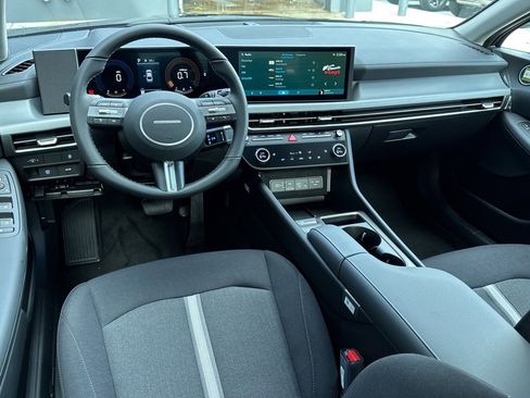 New 2026 Hyundai Sonata SEL image 2