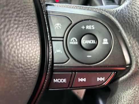 Used 2024 Toyota Corolla LE FWD image 19