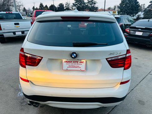 Used 2017 BMW X3 xDrive28i image 4