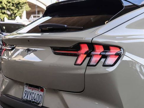 Used 2025 Ford Mustang Mach-E Premium image 9