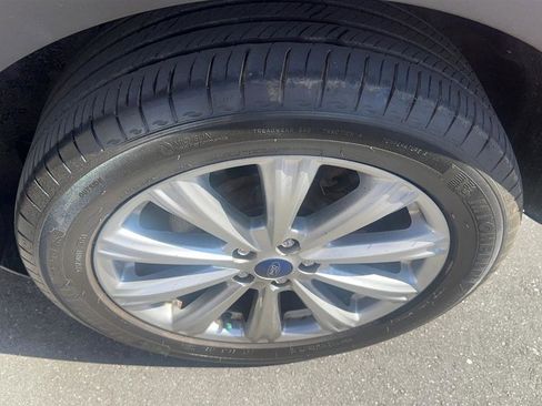 Used 2017 Ford Escape Titanium image 16