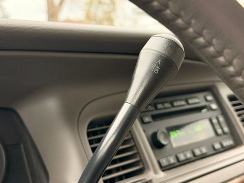 Used 2010 Mercury Grand Marquis LS image 35