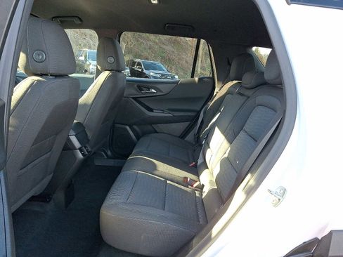 Used 2025 Chevrolet Equinox LT image 11