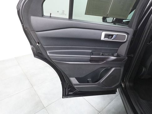 Certified 2020 Ford Explorer XLT w/ Equipment Group 202A image 22