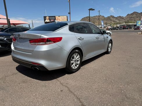 Used 2016 Kia Optima LX w/ LX Convenience Package FWD image 5