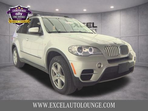 Used 2012 BMW X5 xDrive35d w/ Premium Pkg AWD/4WD image 9